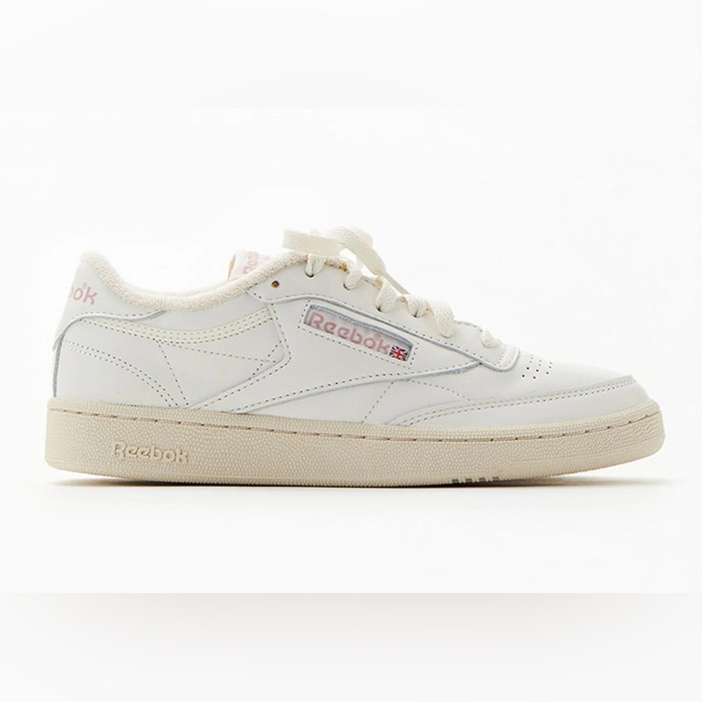 REEBOK Club C in Pink/White